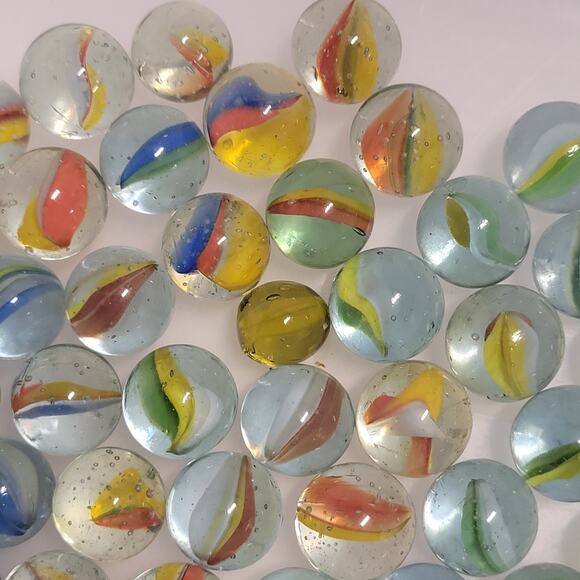 Vintage Mixed Bag Of Sizes And Brands Glass Marbles 1 Lb - Picture 5 of 6
